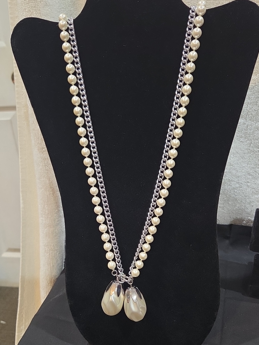 SARAH COVENTRY ON STAGE NECKLACE